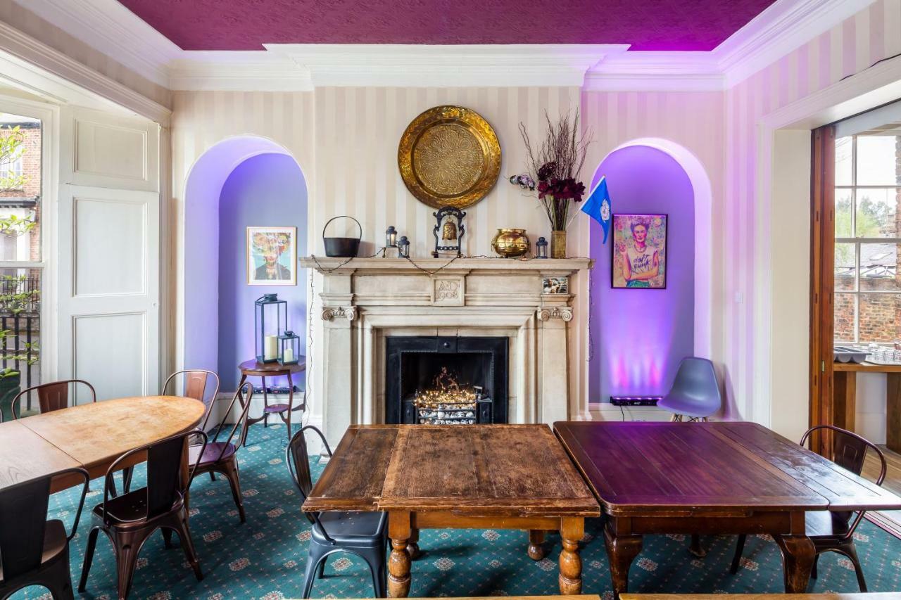 Astor Hostal York